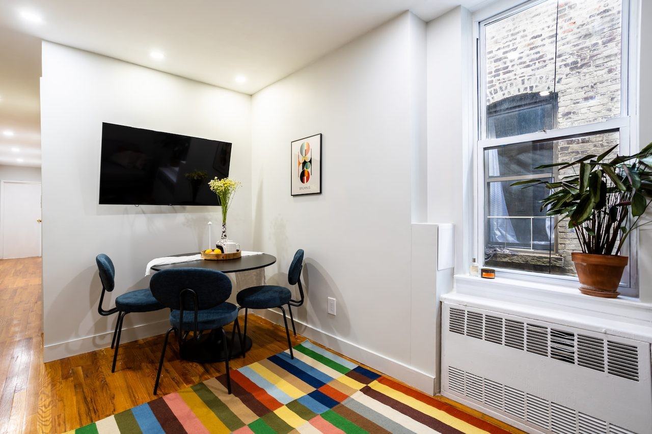 325 Lenox Ave, New York, NY 10027 #1 - Photo 7 of 9