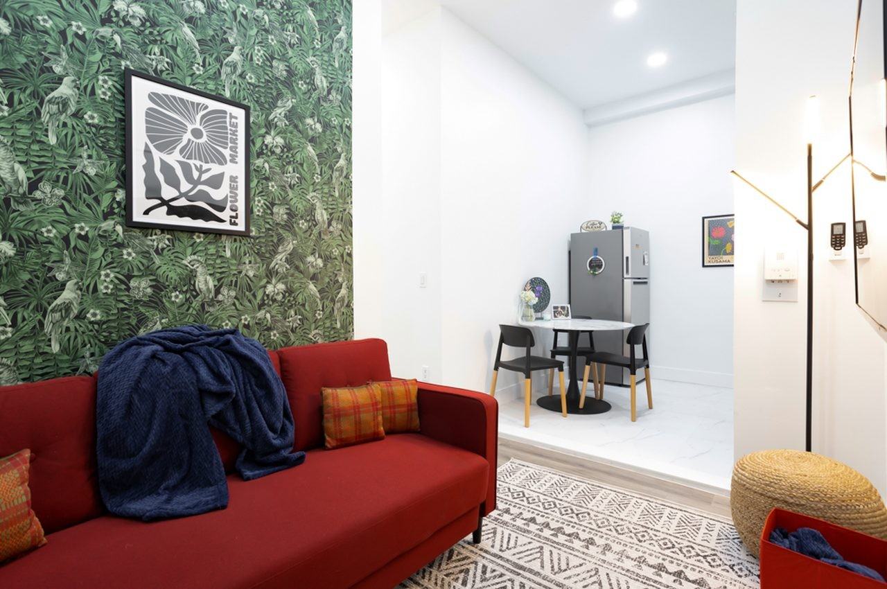 111 E 38th St, New York, NY 10016 #1 - Photo 2 of 6