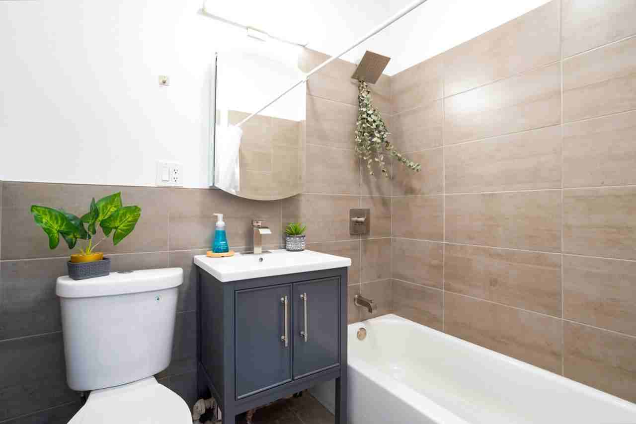 111 E 38th St, New York, NY 10016 #1 - Photo 6 of 6