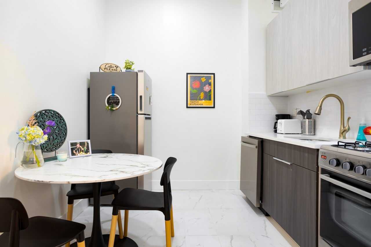 111 E 38th St, New York, NY 10016 #4 - Photo 6 of 6