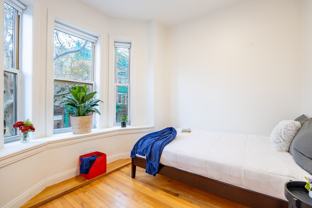 355 Tompkins Ave #2 - Photo 1 of 1