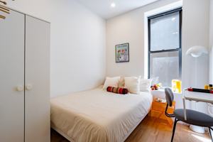 featured image of 246 W 108th St, New York, NY 10025 #1