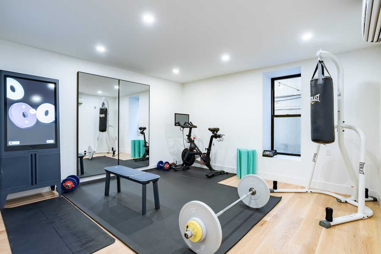 246 W 108th St, New York, NY 10025 #1 - Photo 7 of 8