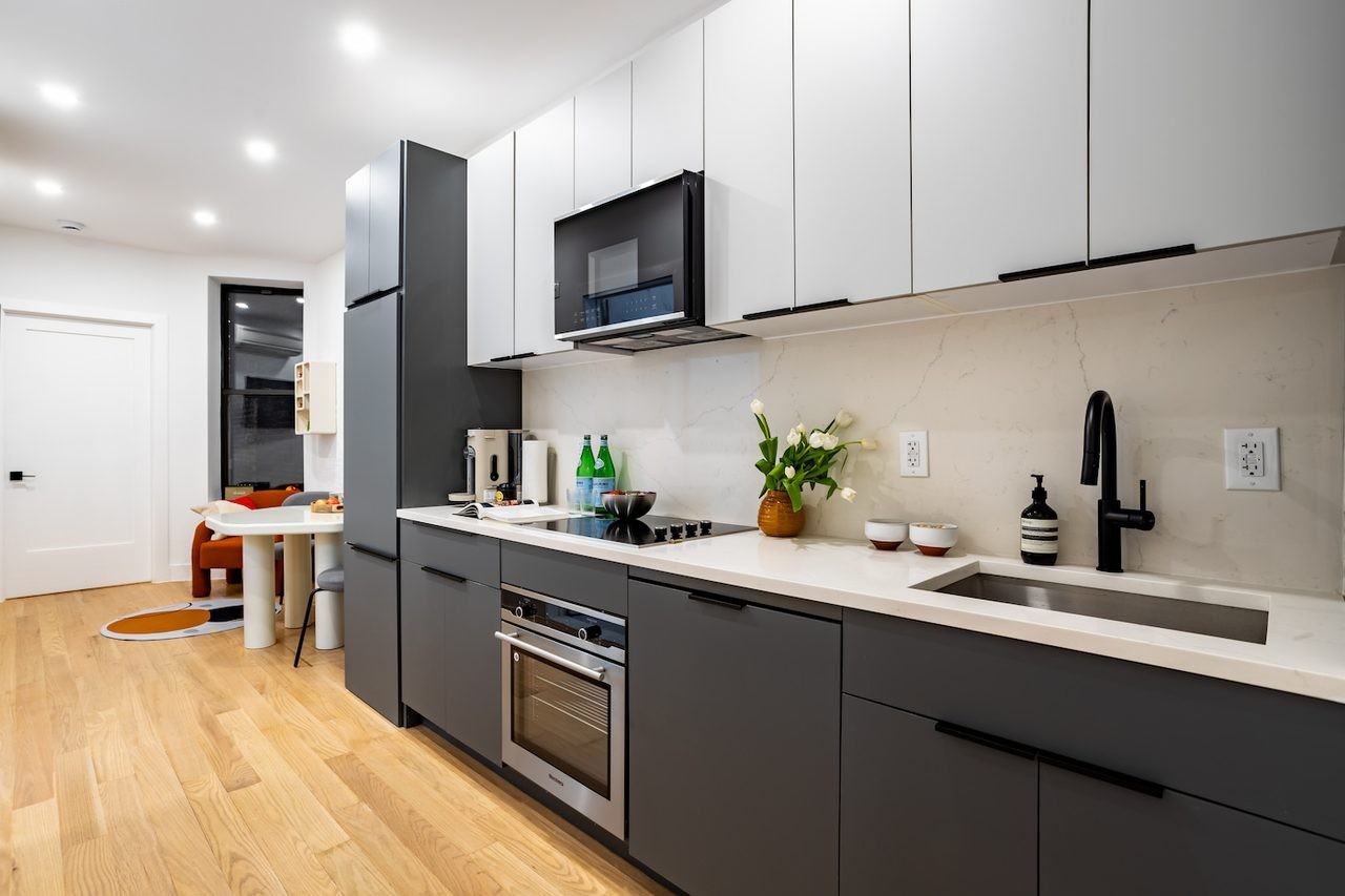 246 W 108th St, New York, NY 10025 #3 - Photo 4 of 9