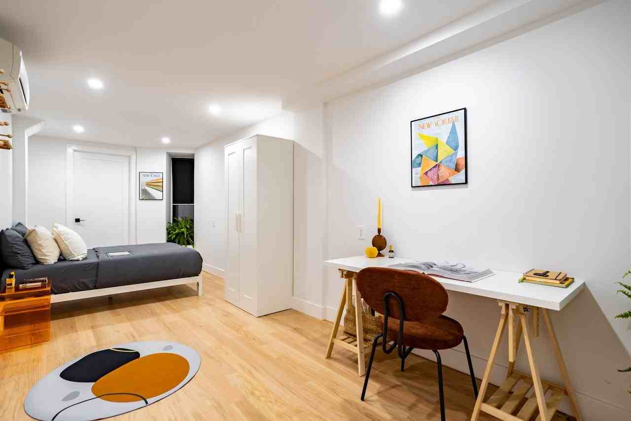 246 W 108th St, New York, NY 10025 #3 - Photo 5 of 9