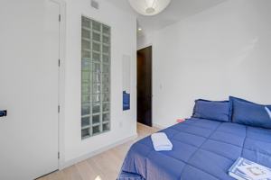 featured image of 400 Suydam St #1