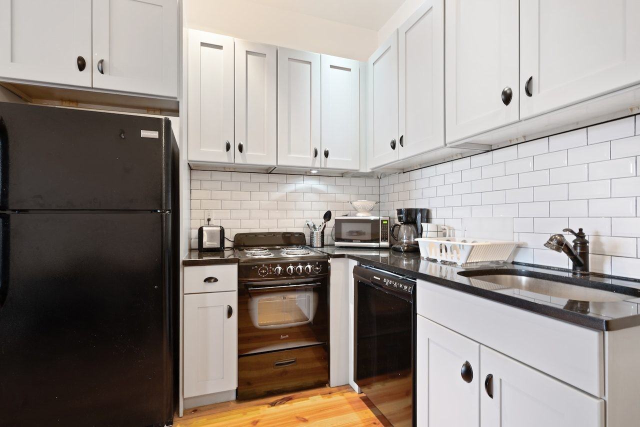 209 West 135th St, New York, NY 10030 #2 - Photo 7 of 8