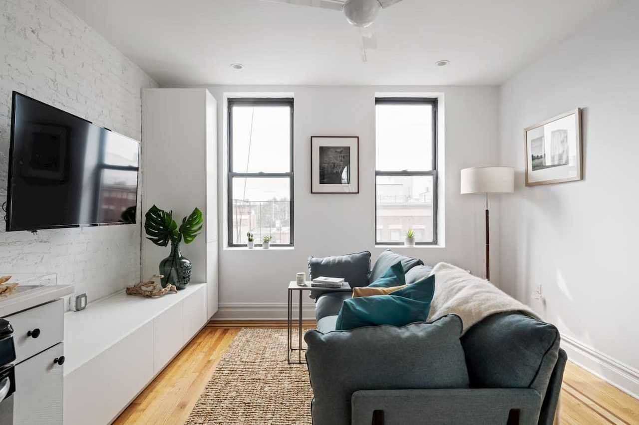 107 Greenpoint Ave #2 - Photo 5 of 6