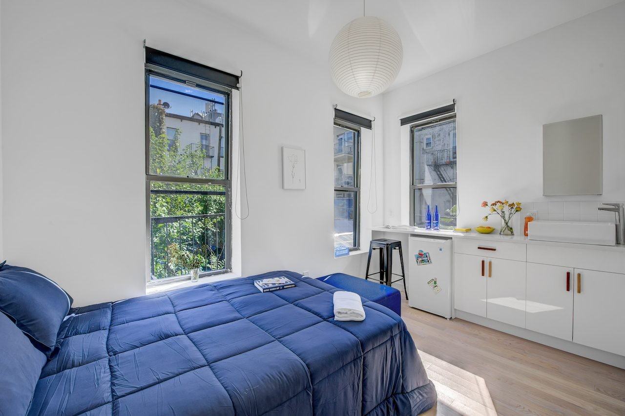 827 Halsey St #2 - Photo 2 of 6