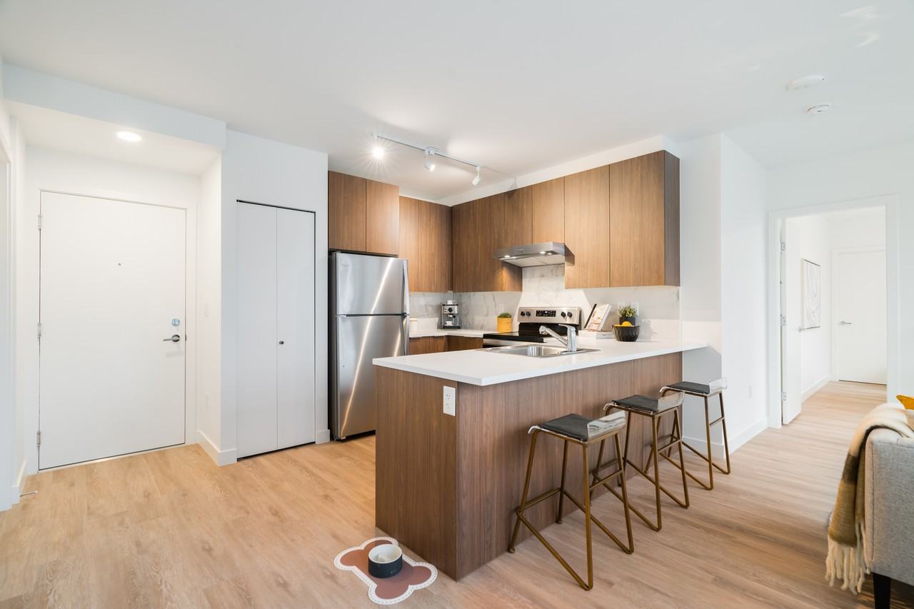 545 Sydney Avenue - Photo 3 of 16