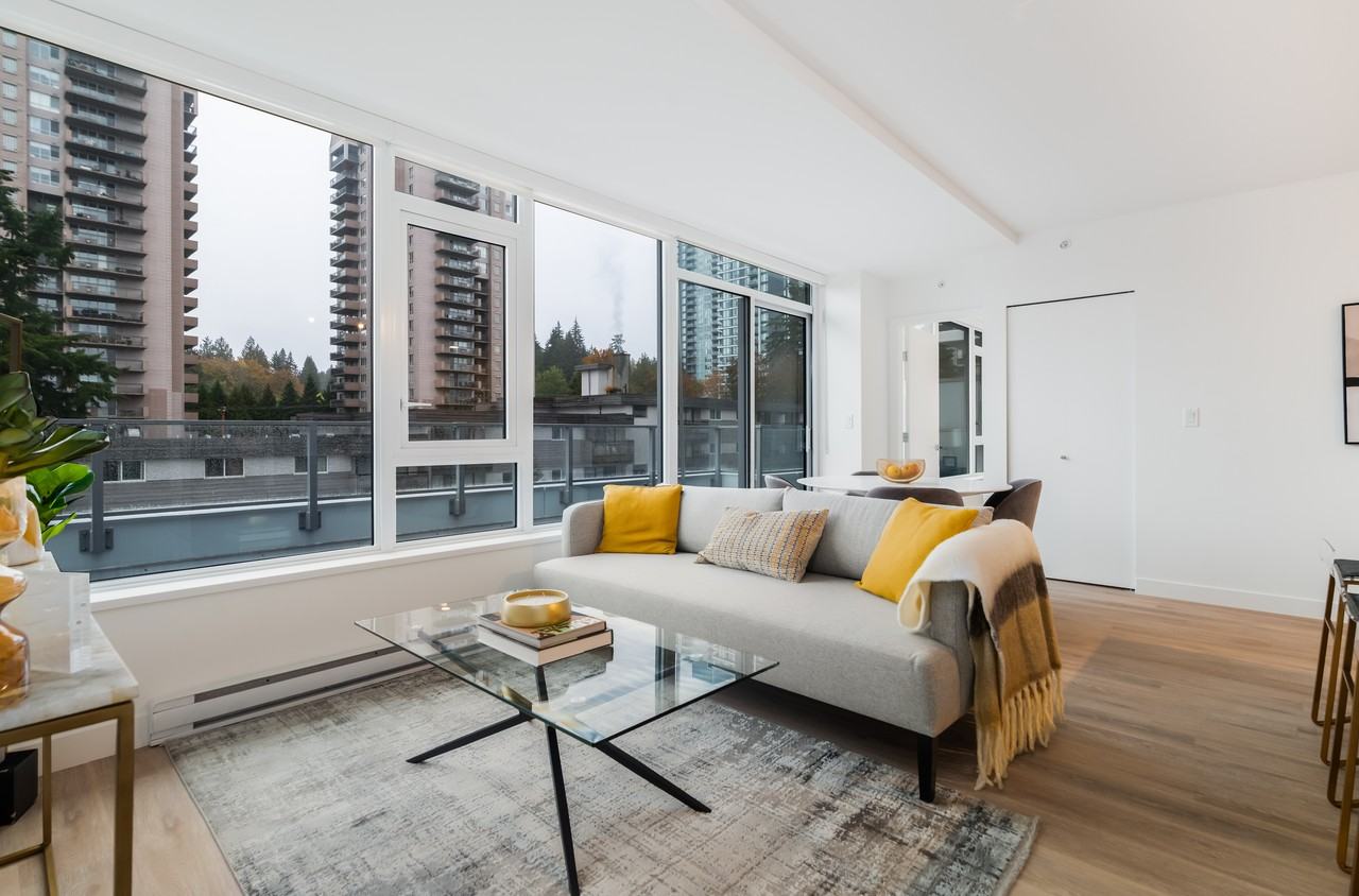 545 Sydney Avenue - Photo 4 of 16