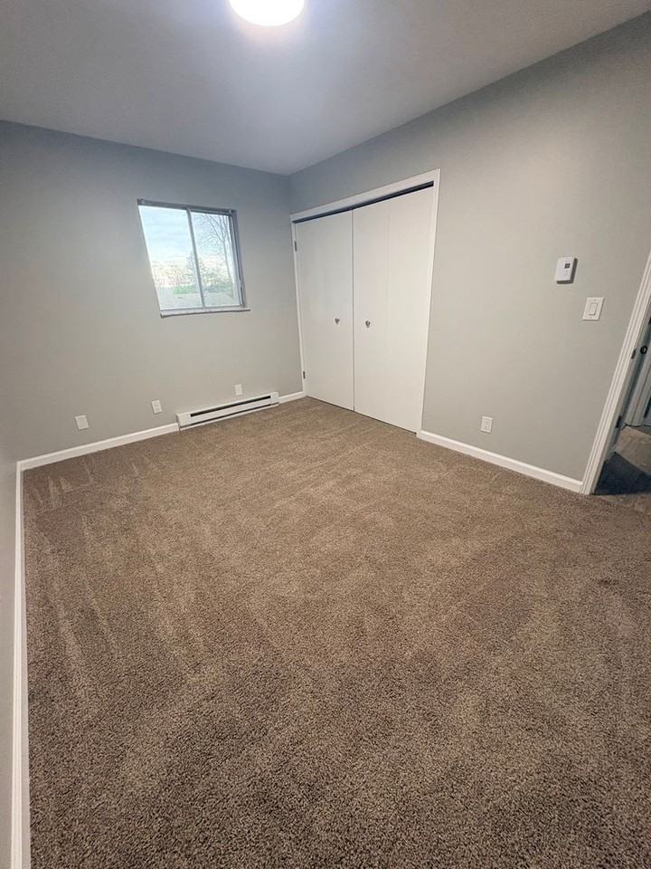 Park Manor - Photo 5 of 25