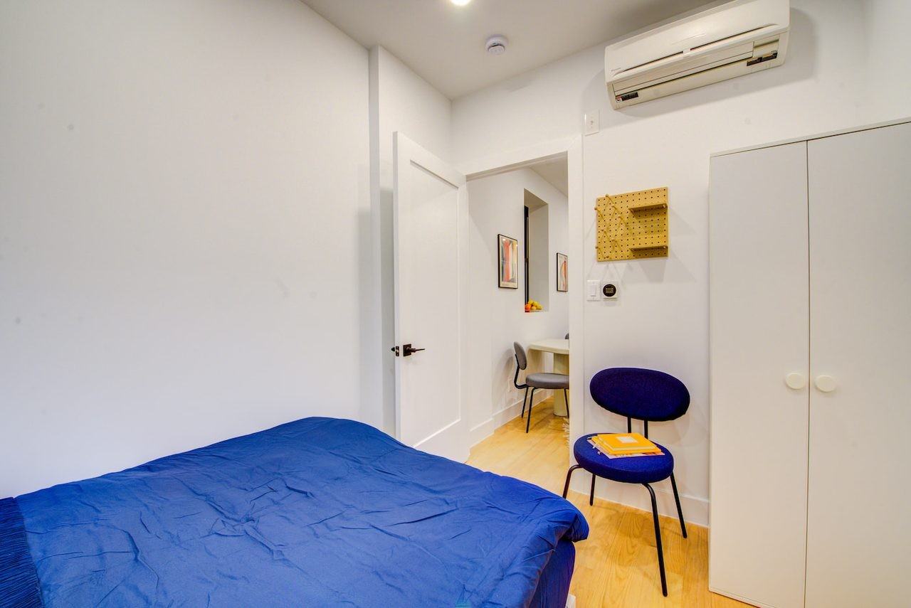 246 W 108th St, New York, NY 10025 #1 - Photo 2 of 9