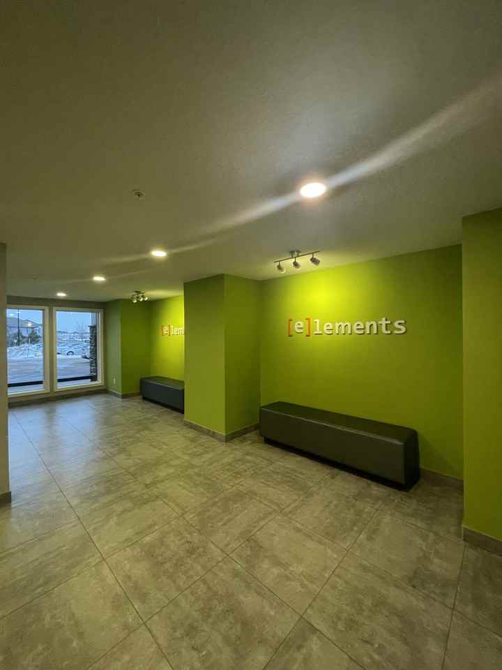 211 5404Ave Sw - Photo 2 of 18