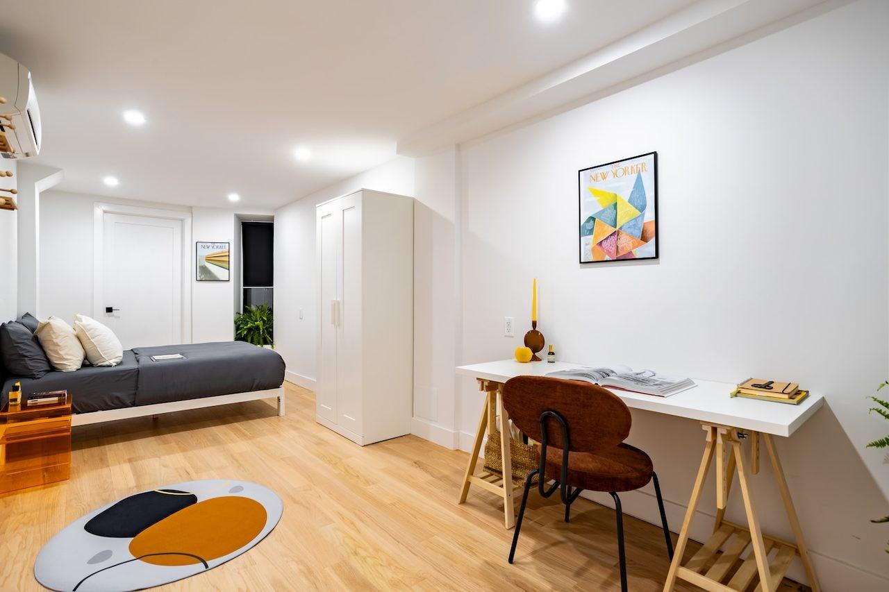 246 W 108th St, New York, NY 10025 #2 - Photo 5 of 9