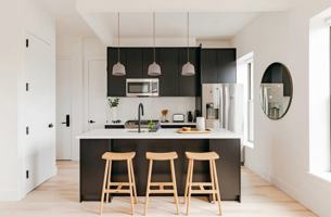 featured image of 529 Monroe St #1