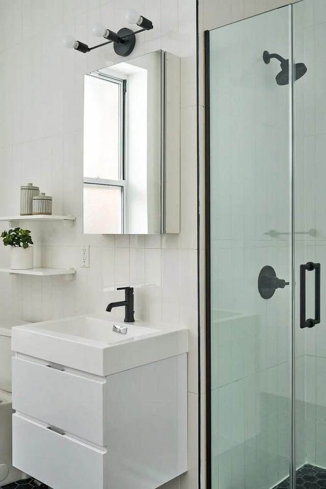 854 Hancock St #3 - Photo 5 of 5