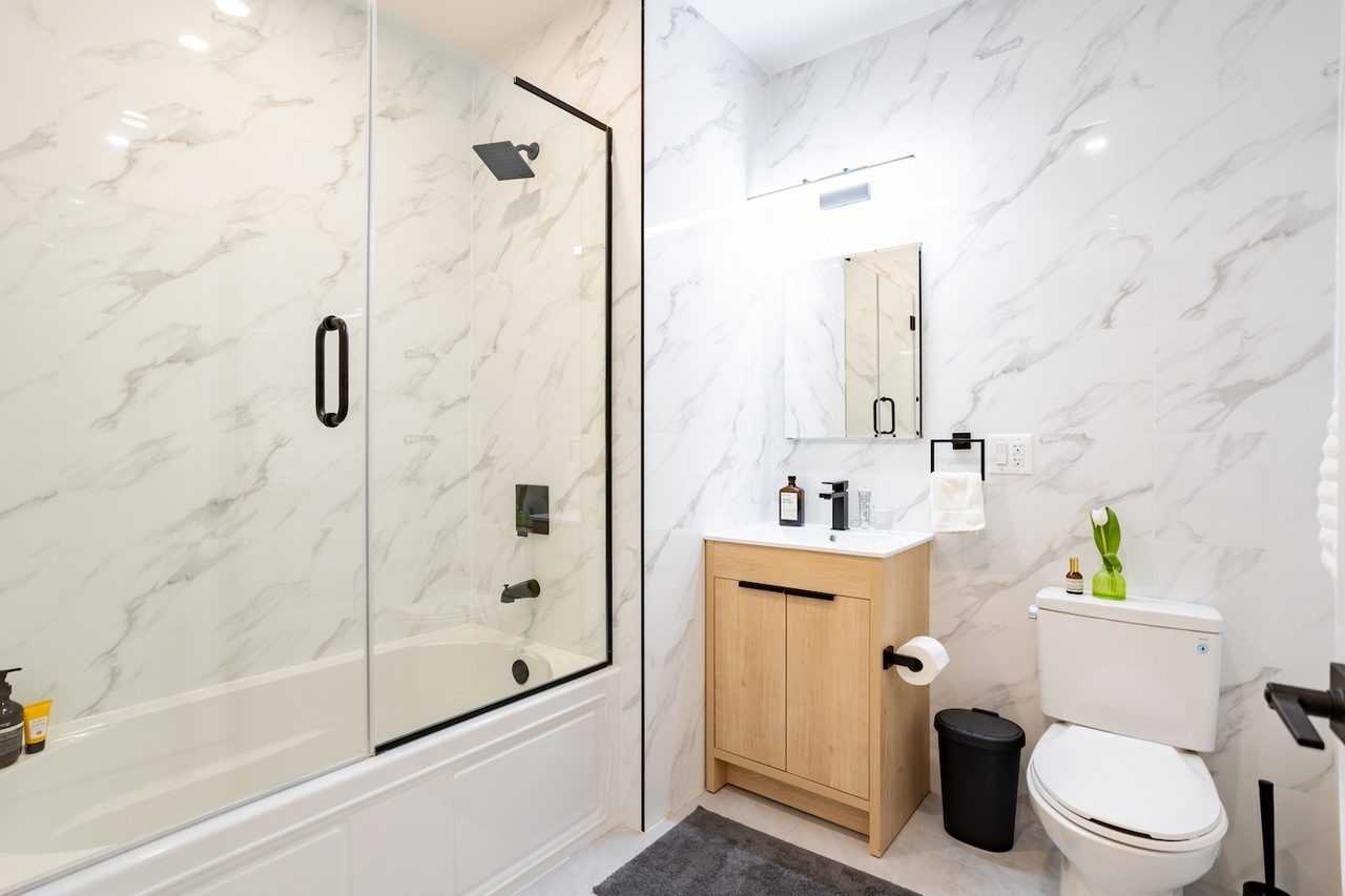 246 W 108th St, New York, NY 10025 #2 - Photo 6 of 8