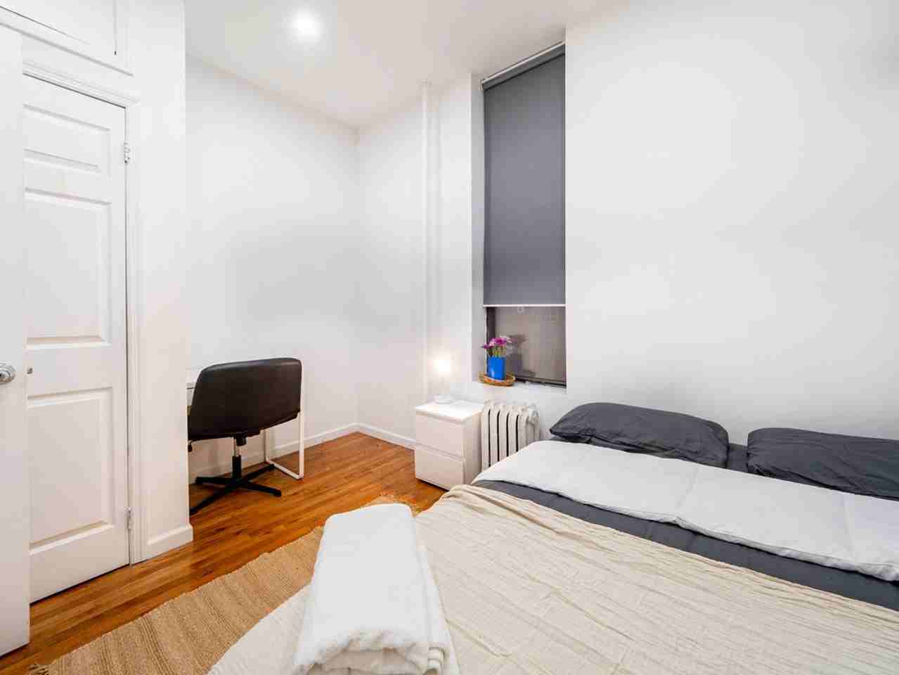 256 W 108th St, New York, NY 10025 #4 - Photo 2 of 8