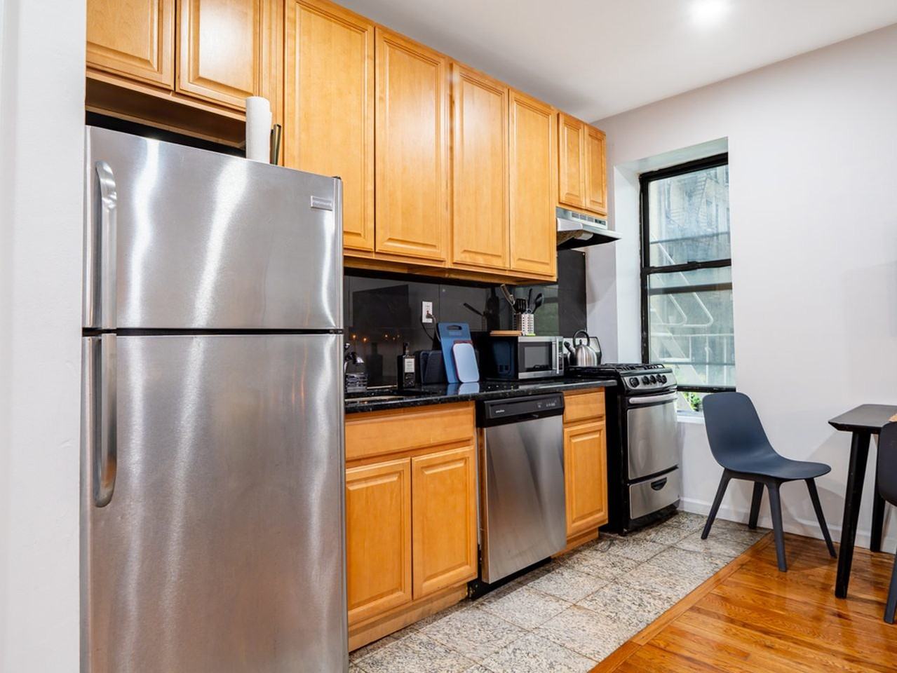 256 W 108th St, New York, NY 10025 #4 - Photo 7 of 8
