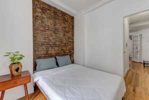featured image of 118 East 102nd St, New York, NY 10029 #1