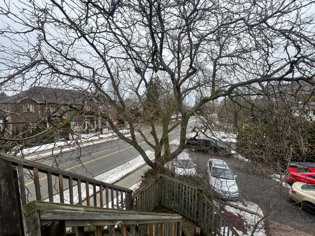 122 Livingston Ave - Photo 2 of 13