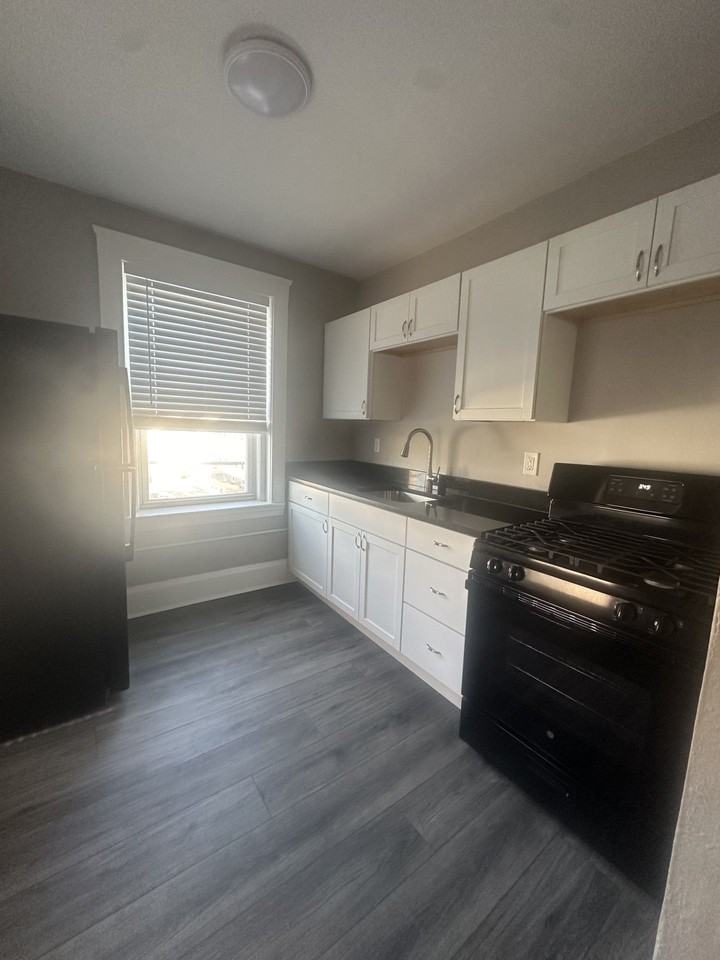 182 Lafayette Street Salem, MA 01970 - Photo 7 of 24