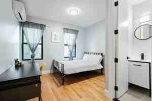featured image of 780 Lafayette Ave, Brooklyn, NY, 11221 #1
