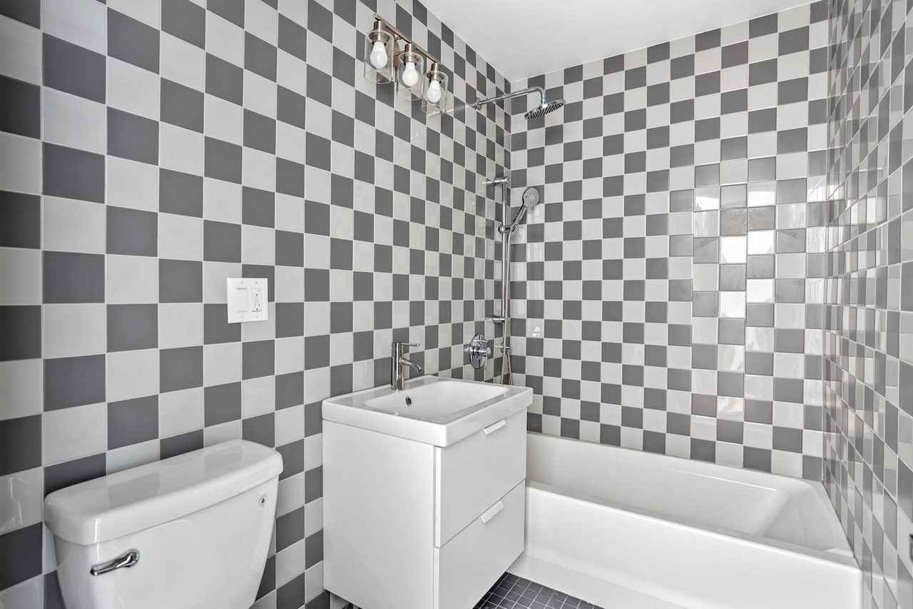 537 Edgecombe Ave, New York, NY 10032 #2 - Photo 6 of 6