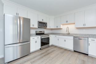 60 Sherburne Ave #3 - Photo 1 of 1