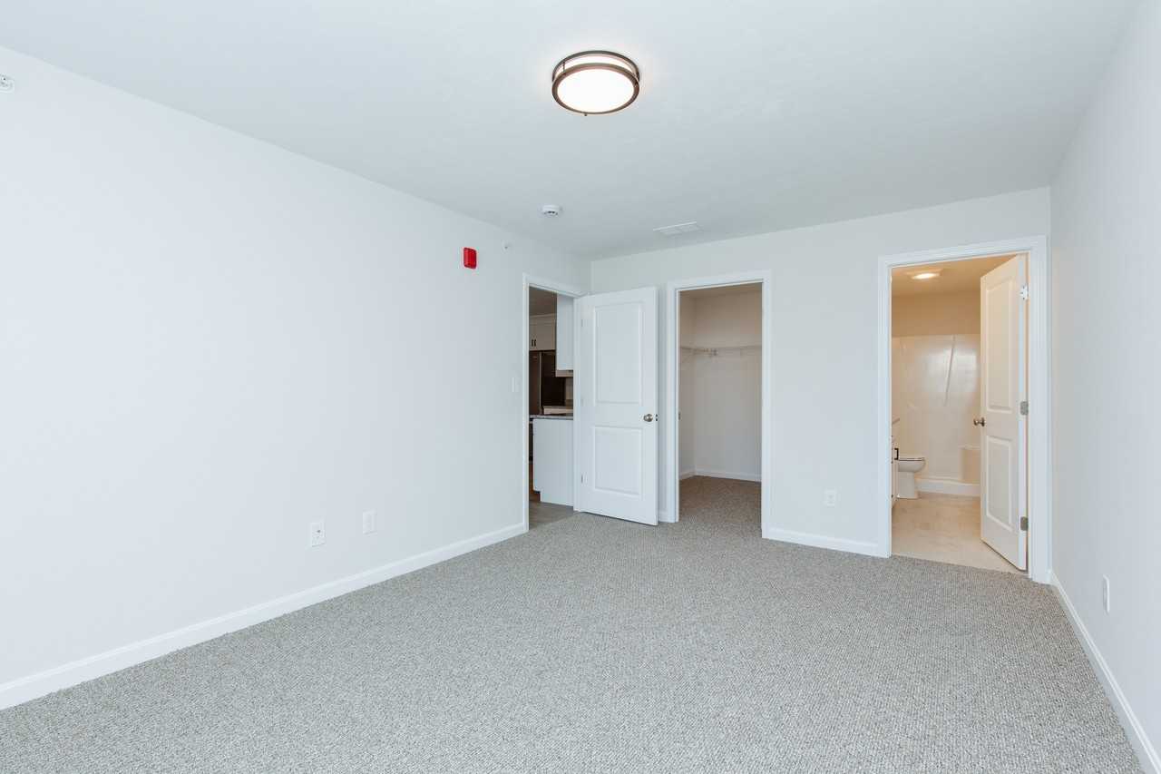 60 Sherburne Ave #3 - Photo 7 of 12