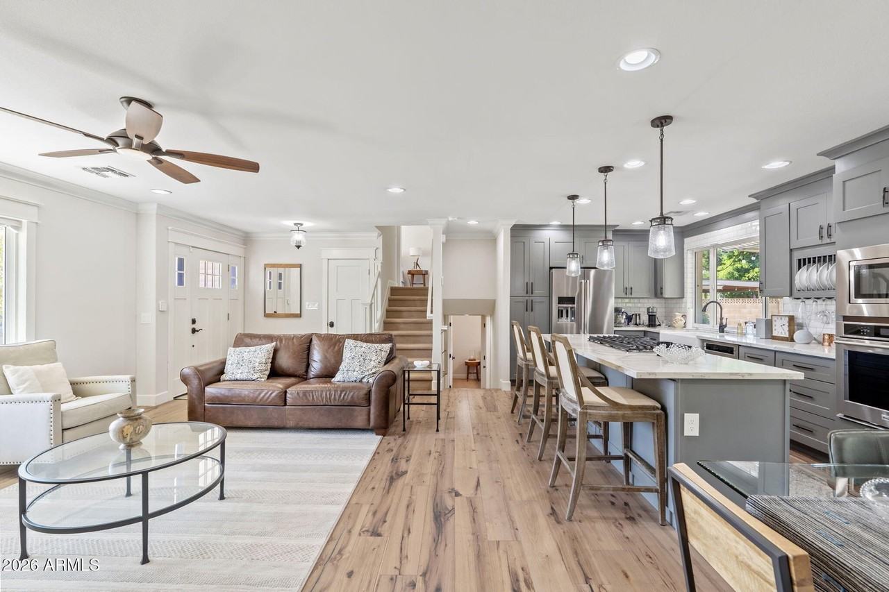 8308 E Valley View Rd - Photo 4 of 15