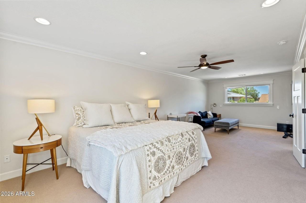 8308 E Valley View Rd - Photo 7 of 15