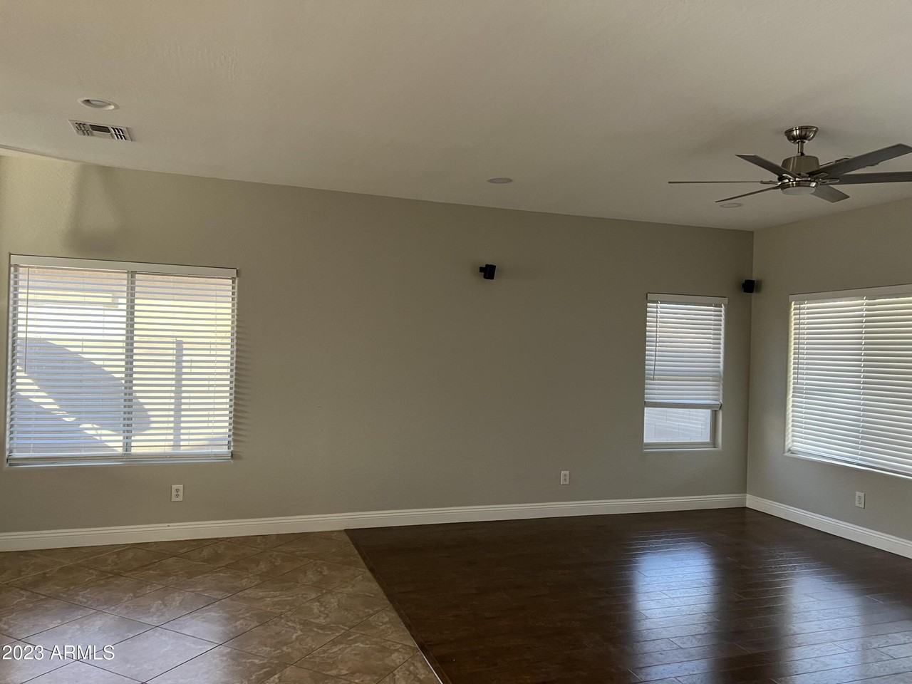 1958 E Shannon St - Photo 6 of 21