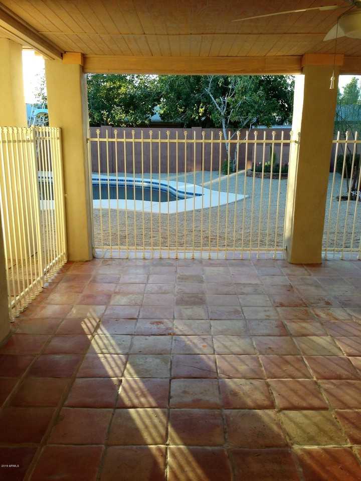 14818 N 38th St - Photo 4 of 45