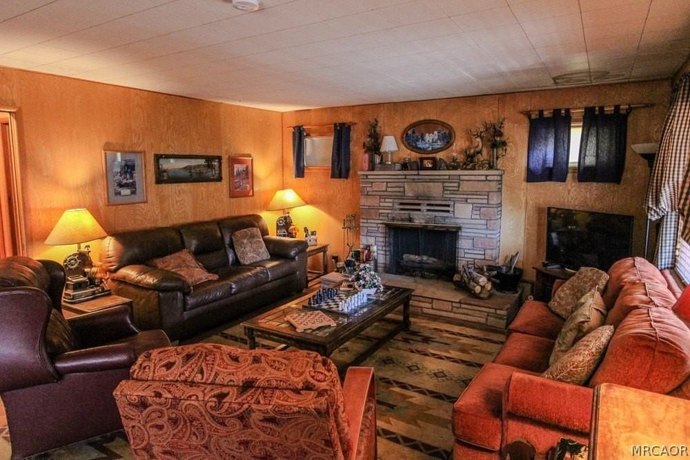 43246 Bow Canyon Rd - Photo 4 of 21