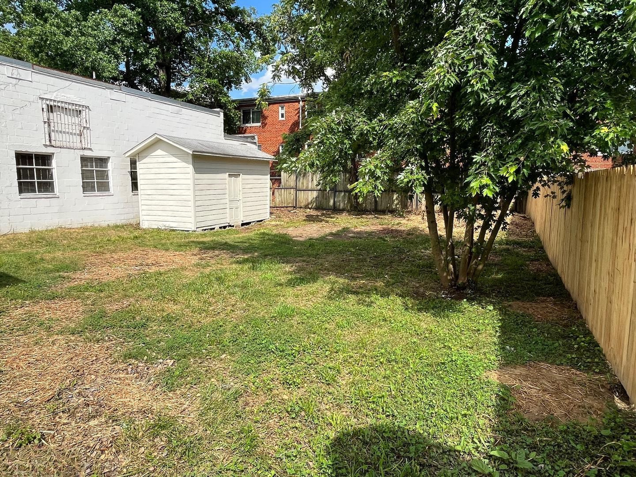 5207 38th Avenue - Photo 3 of 9