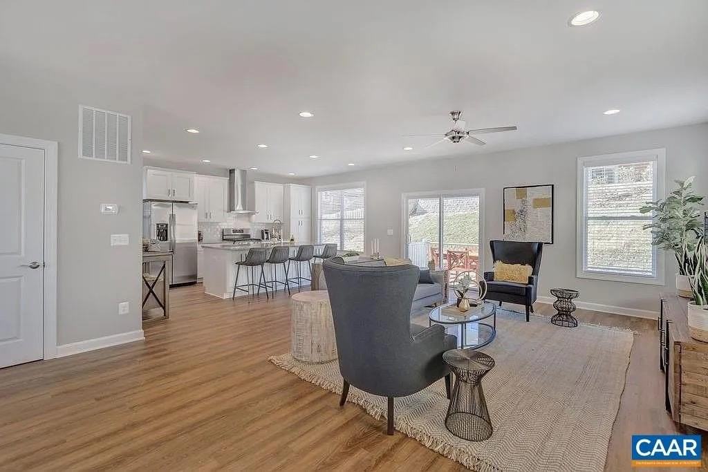 314 Huntley Ave - Photo 7 of 22