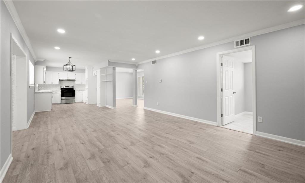 110 Chase Dr - Photo 5 of 22