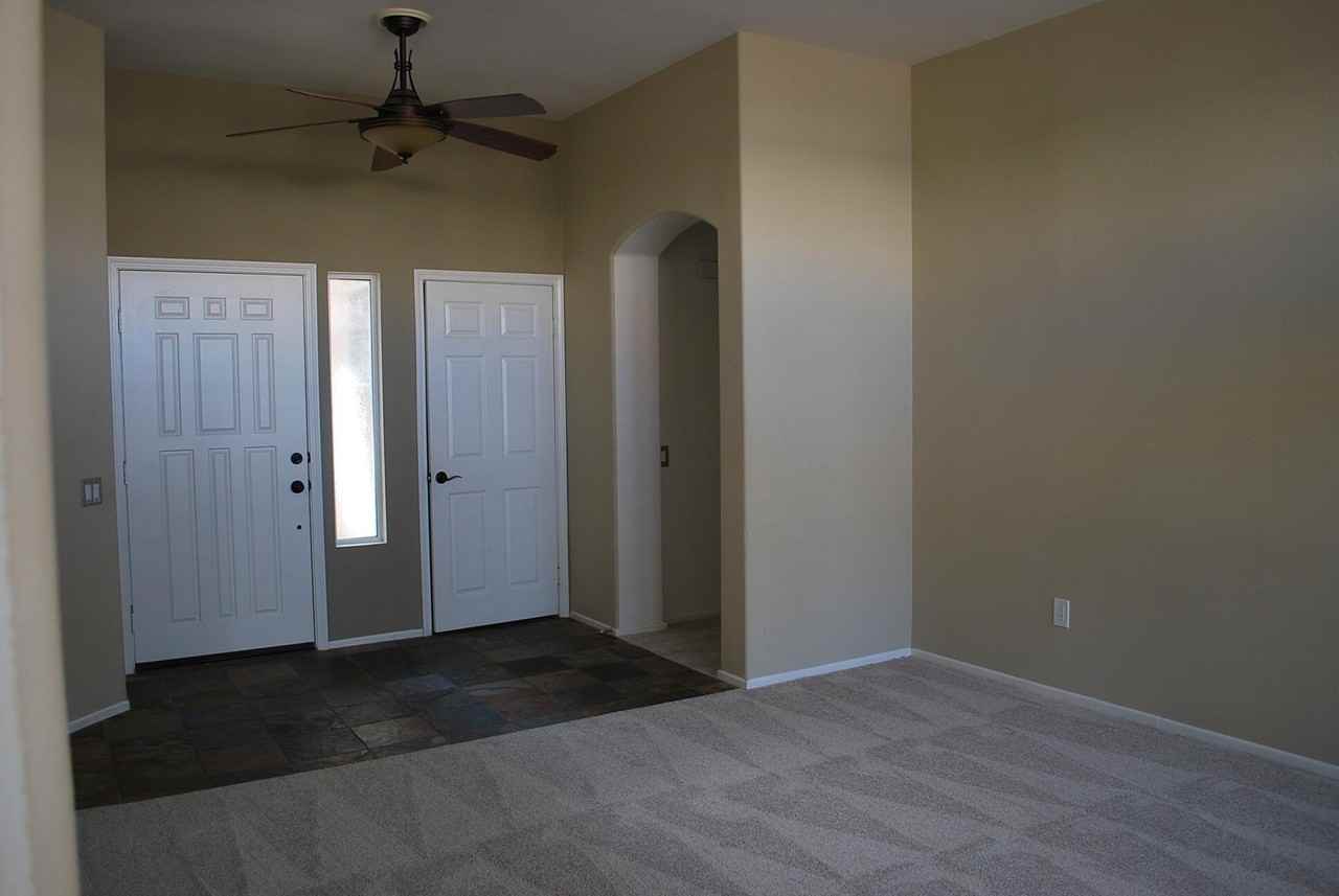 78900 Champagne Ln - Photo 3 of 16