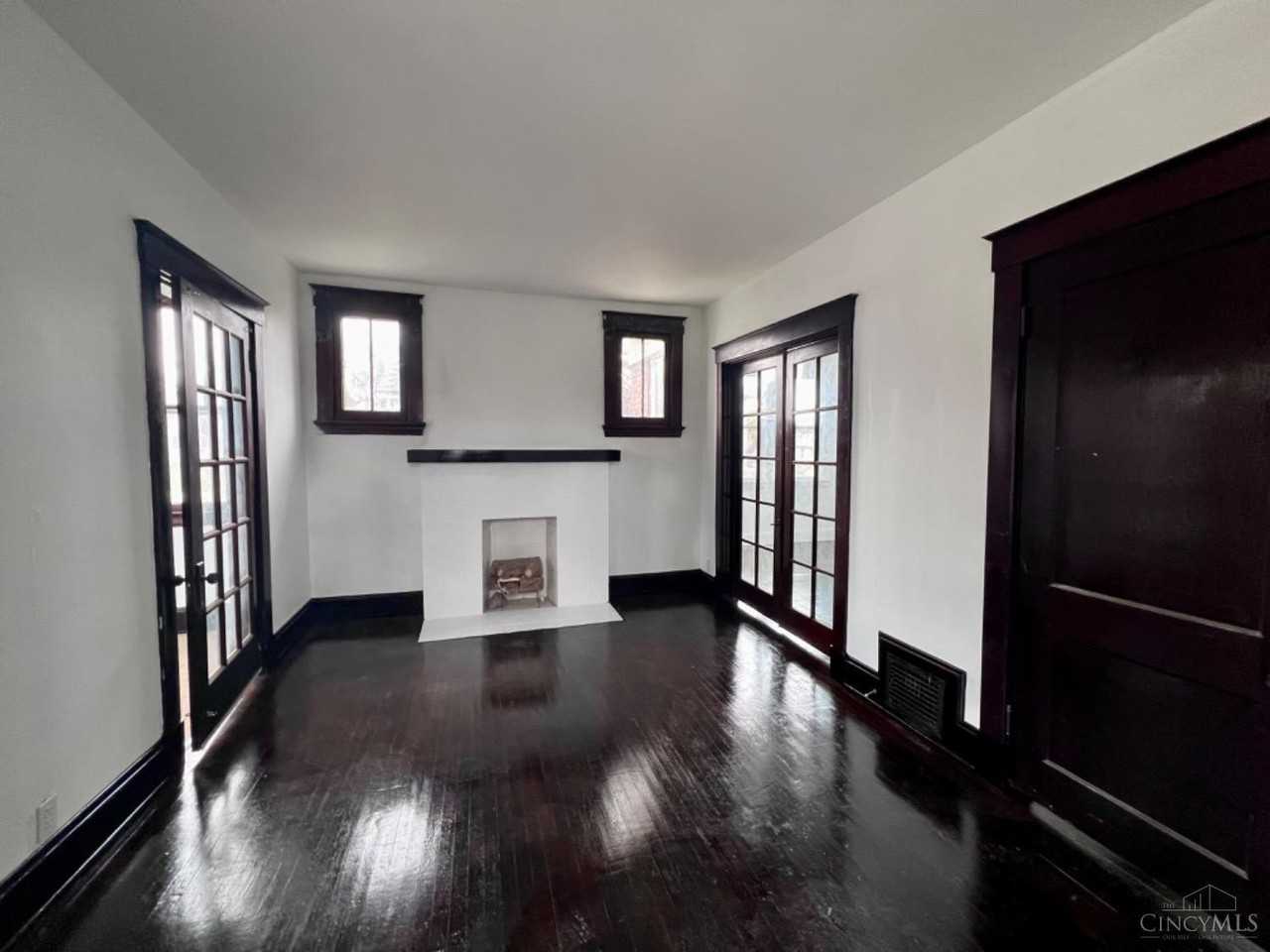 1155 Rulison Ave Unit 2 - Photo 5 of 23