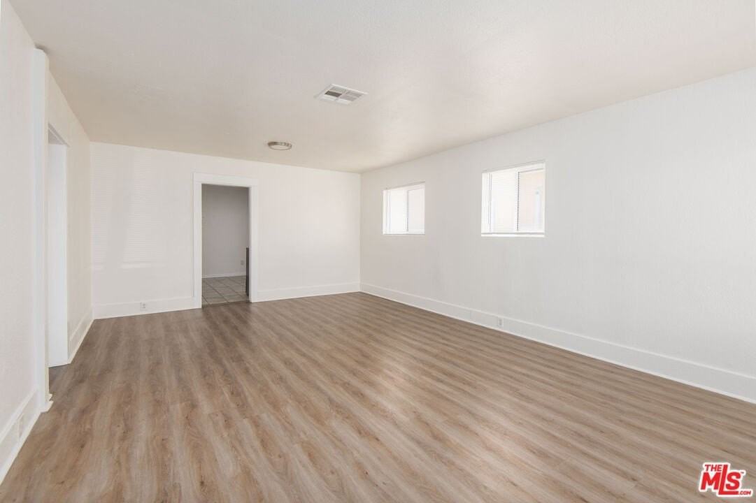 2132 S Cloverdale Ave - Photo 2 of 20