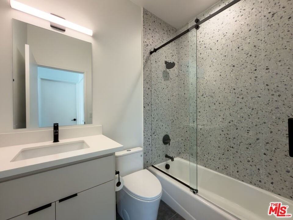 845 N La Fayette Park Pl - Photo 7 of 13