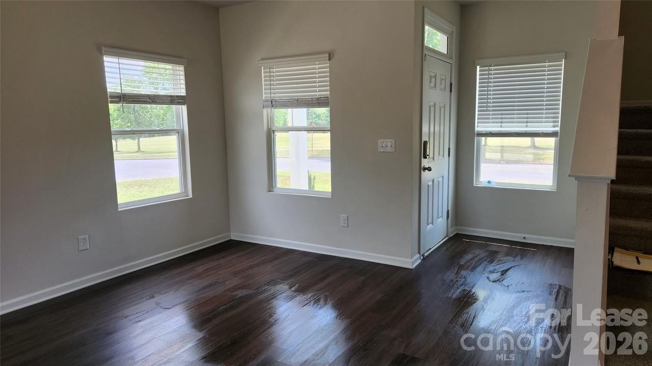 14320 Moss Rd - Photo 7 of 21