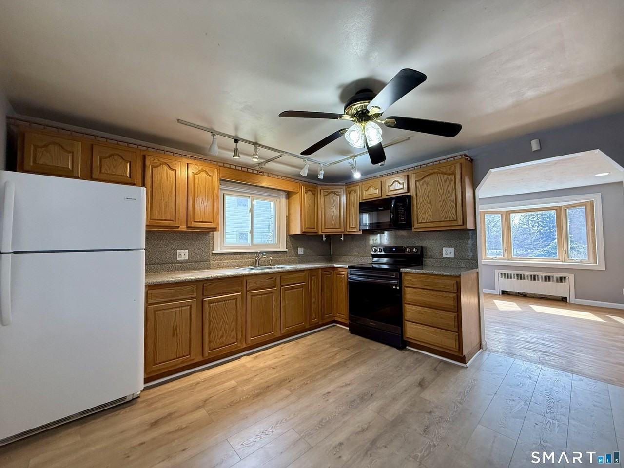 37 Alexander Ave Unit 1 - Photo 6 of 14