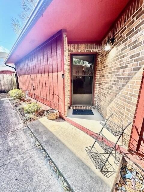 316 Davenport Ct - Photo 3 of 28