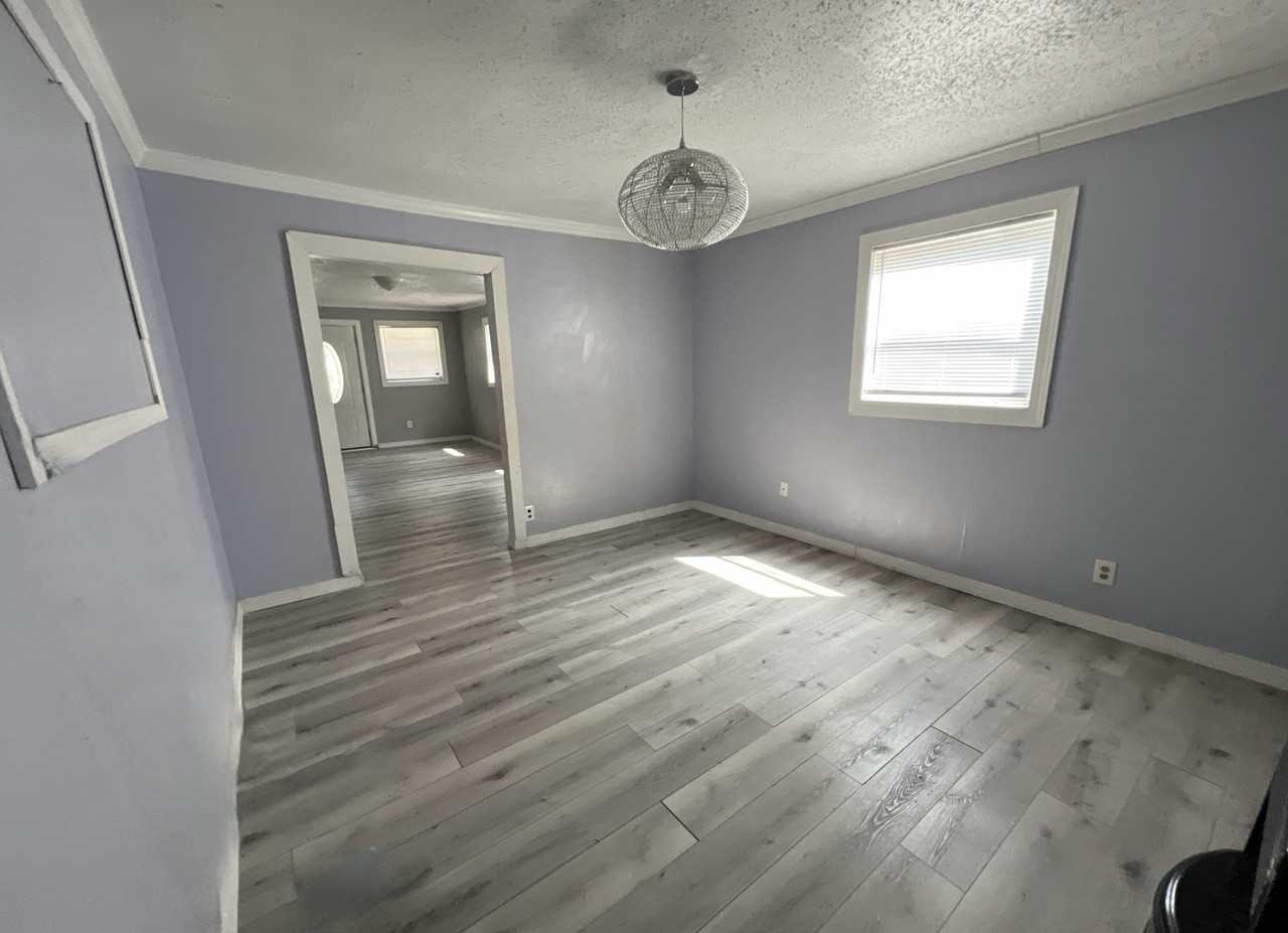 6981 Cutter St - Photo 3 of 18