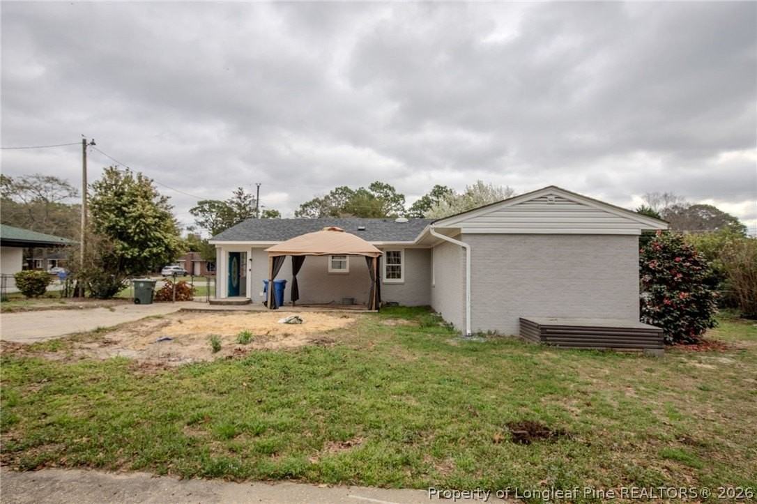 1828 Stockton Dr - Photo 6 of 32