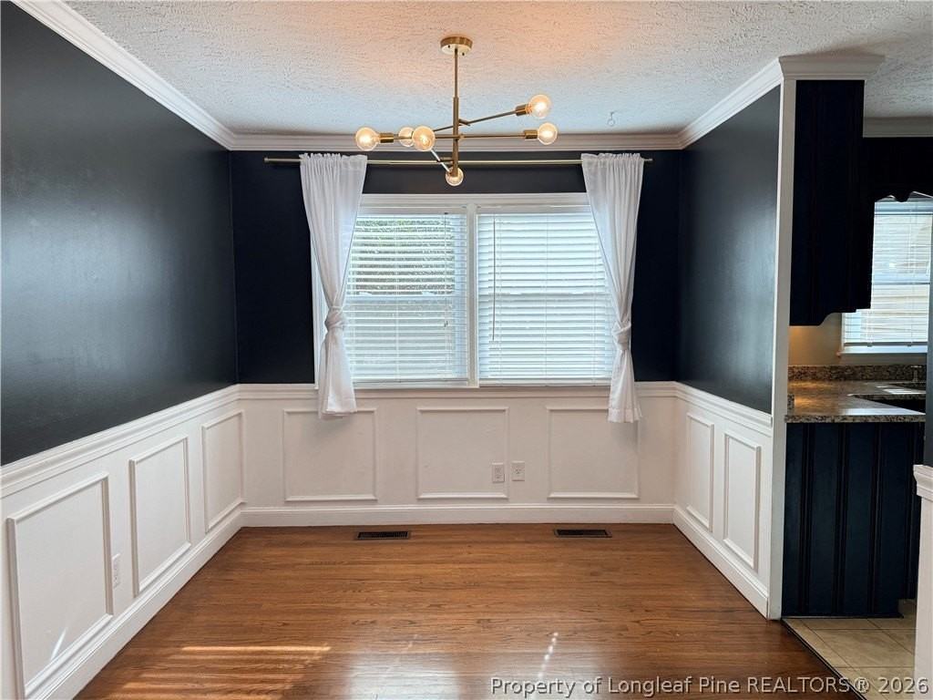 3119 Baker St - Photo 7 of 15