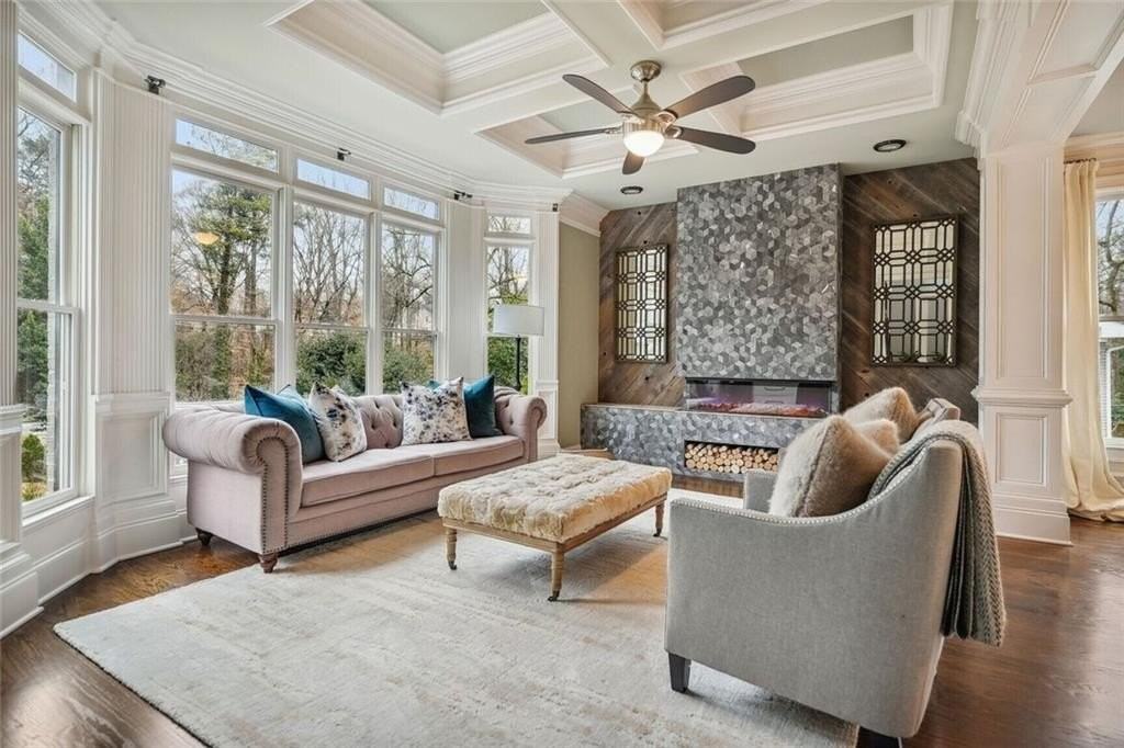 1930 Northside Dr Nw - Photo 4 of 34